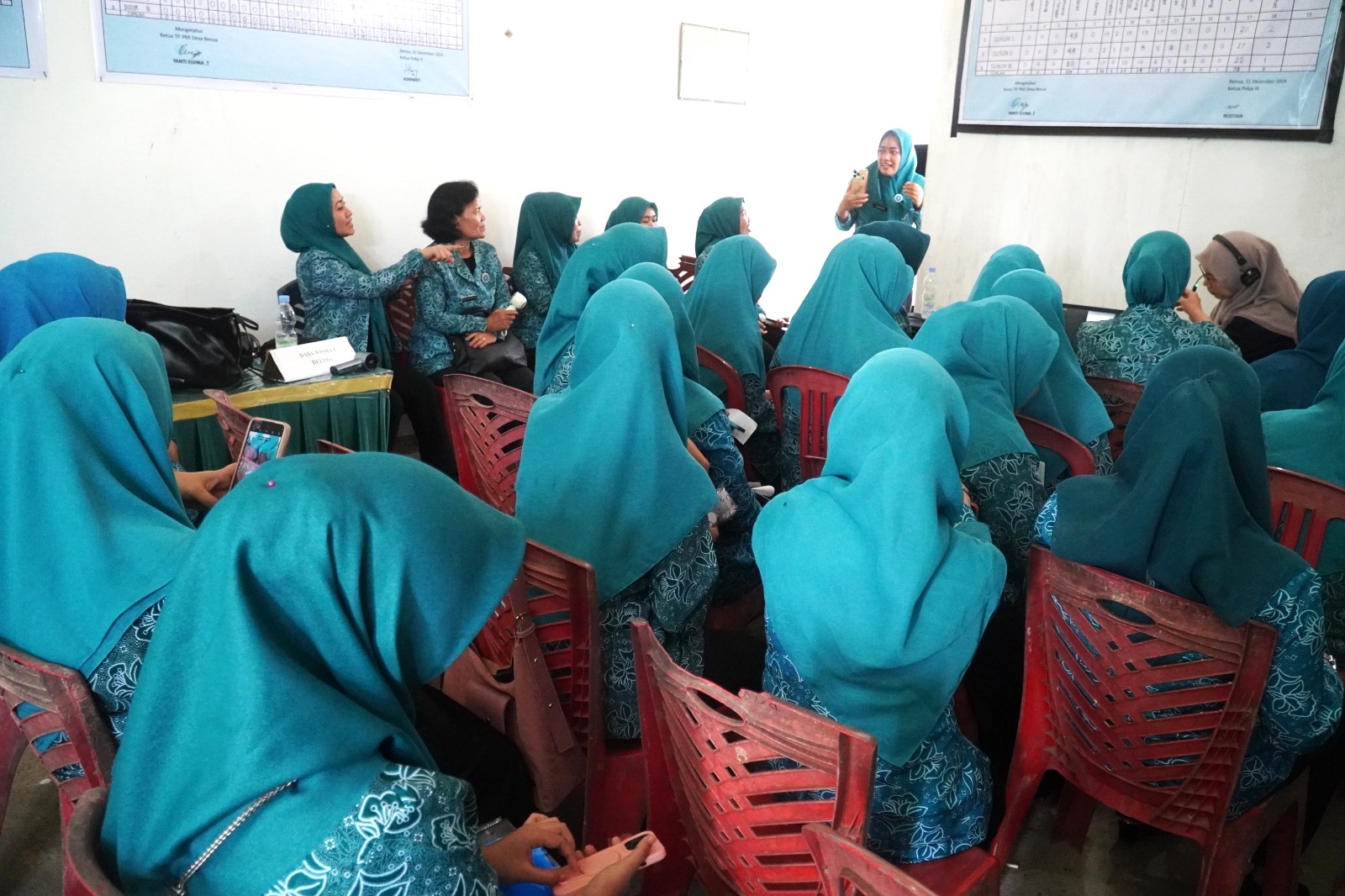 Melalui Zoom, Ketua TP-PKK Konawe Pantau  Langsung Penilaian Klarifikasi Lapangan Desa Benua