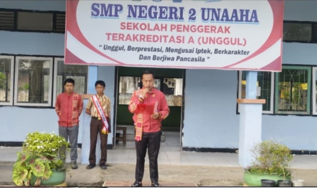 Upacara Peringatan Hari Anak Nasional ke-42 Digelar di SMP Negeri 2 Unaaha