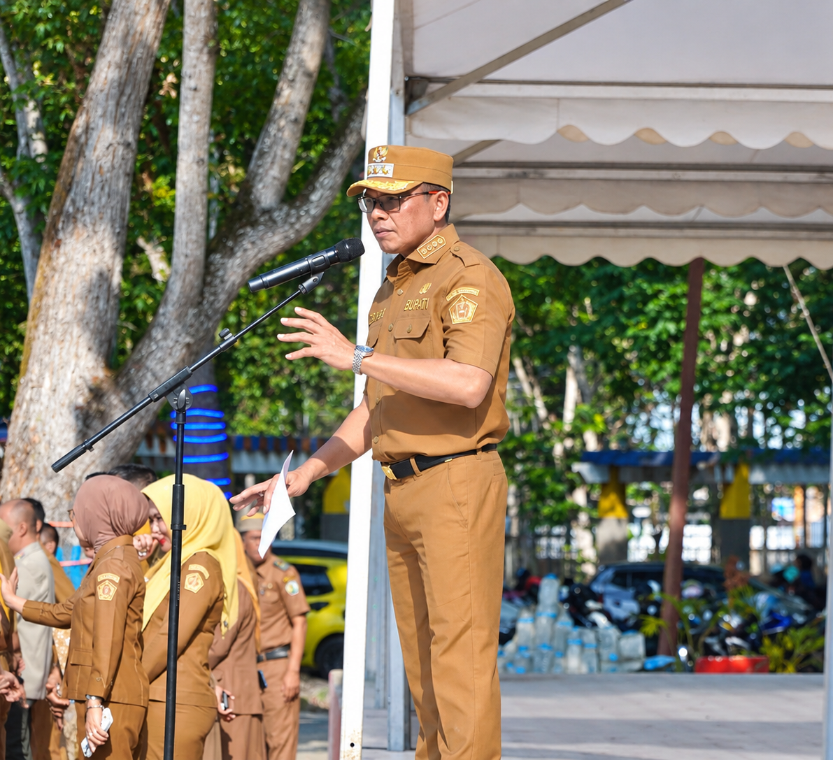 Pemkab Konawe Serahkan SK PPPK T.A. 2024 dan Perpanjangan Perjanjian Kerja PPPK  (PW) T.A . 2025